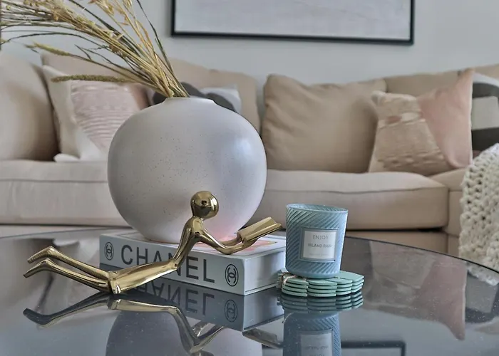 Higuests - Luxe Apartment With Panoramic Views On Dubai Creek